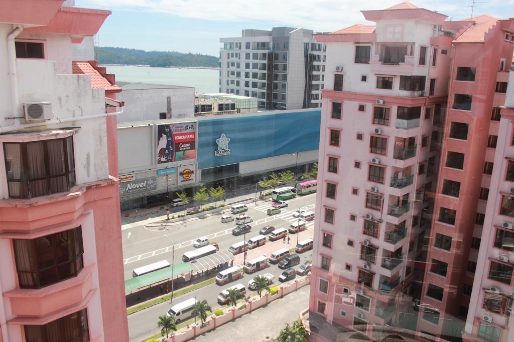 Marina Court Kk City Homestay โกตาคินาบาลู ภายนอก รูปภาพ