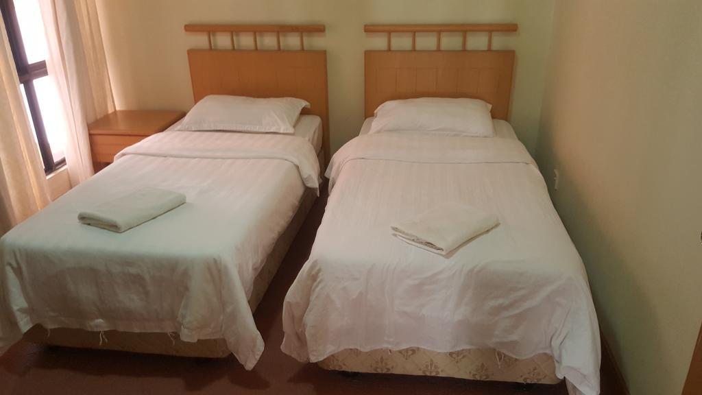 Marina Court Kk City Homestay โกตาคินาบาลู ภายนอก รูปภาพ